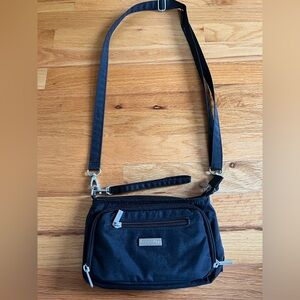 Baggallini Small Crossbody with pockets